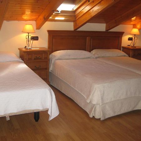 Puerta Del Sol Hotel ซิวดัด-โรดรีโก ภายนอก รูปภาพ