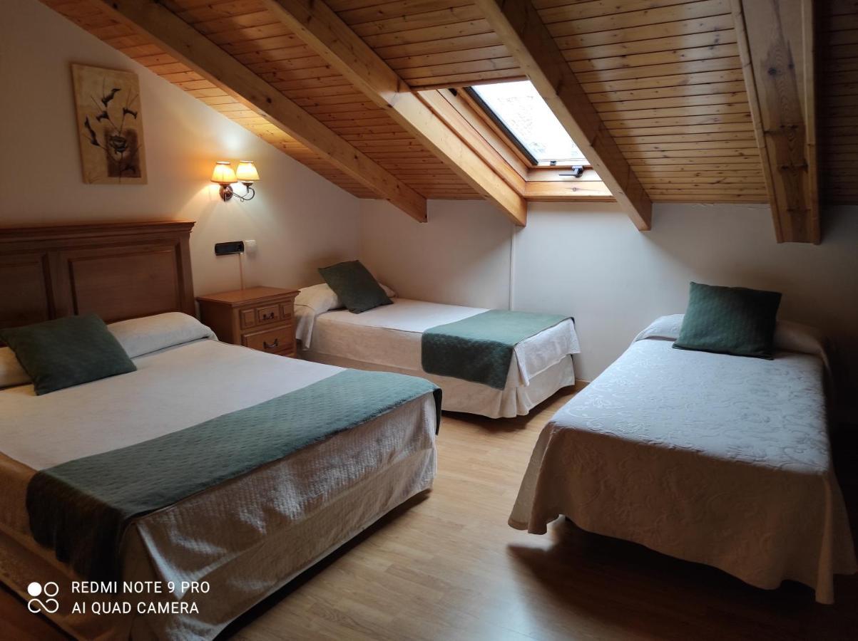 Puerta Del Sol Hotel ซิวดัด-โรดรีโก ภายนอก รูปภาพ
